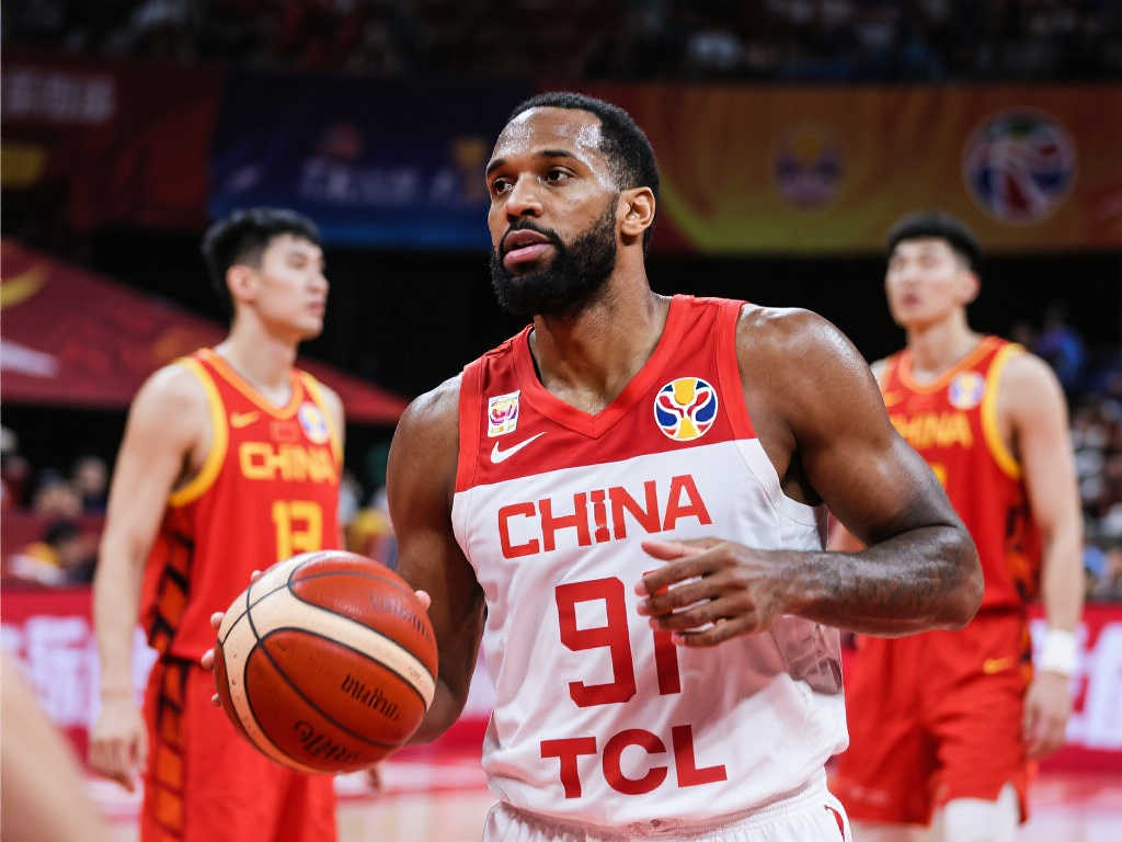 亨德森一直 亨德森一直